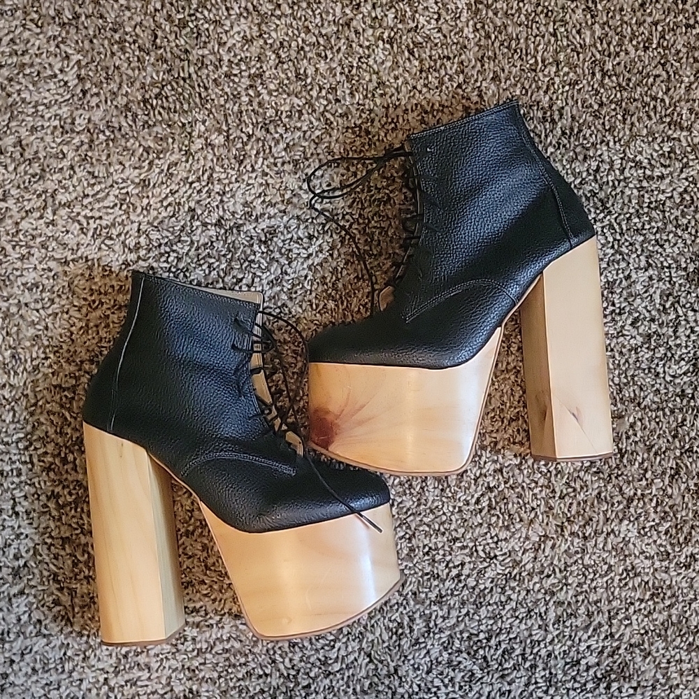 Deandri wood platform boots